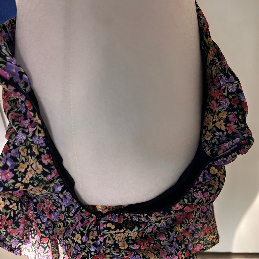 Zara Floral Ruched Ruffle Mini Skirt – Size M - Picture 6 of 11